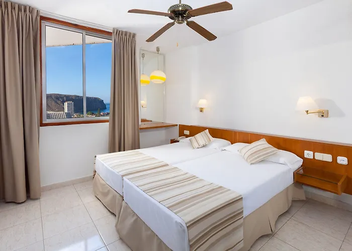 ホテル Sol Arona Tenerife 4*