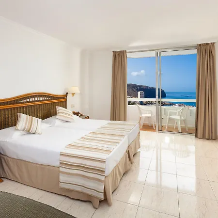 Sol By Melia Arona Tenerife מלון