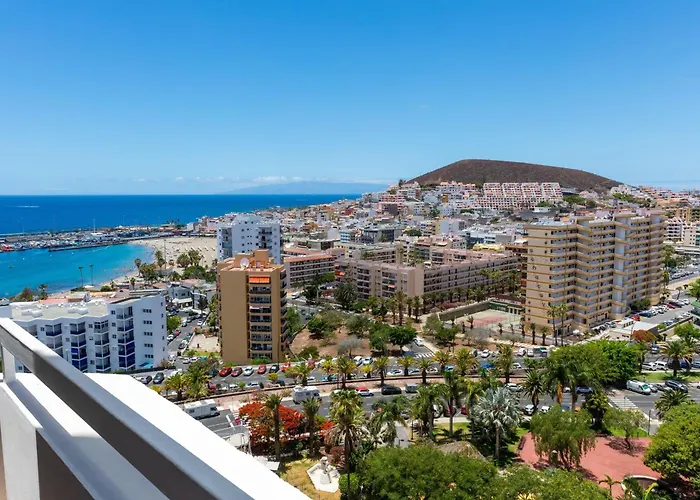 Sol Arona Tenerife لوس كريستيانوس